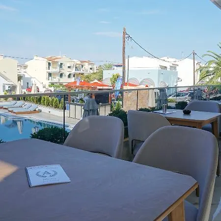 Hotel Agnes Deluxe 3*
